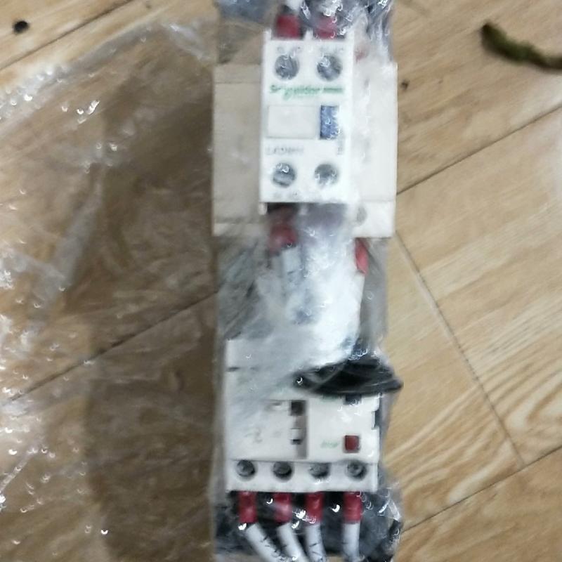 施耐德 LC1D40A 交流接触器维修 议价