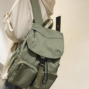 2026春季 双肩包女旅游轻便携徒步户外旅行双肩初高中学生书包 新款