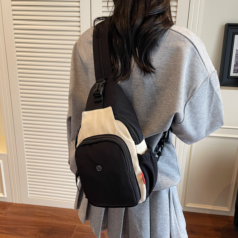 红鹮鸟2026小众设计女士双肩包个性潮流休闲简约时尚洋气背包