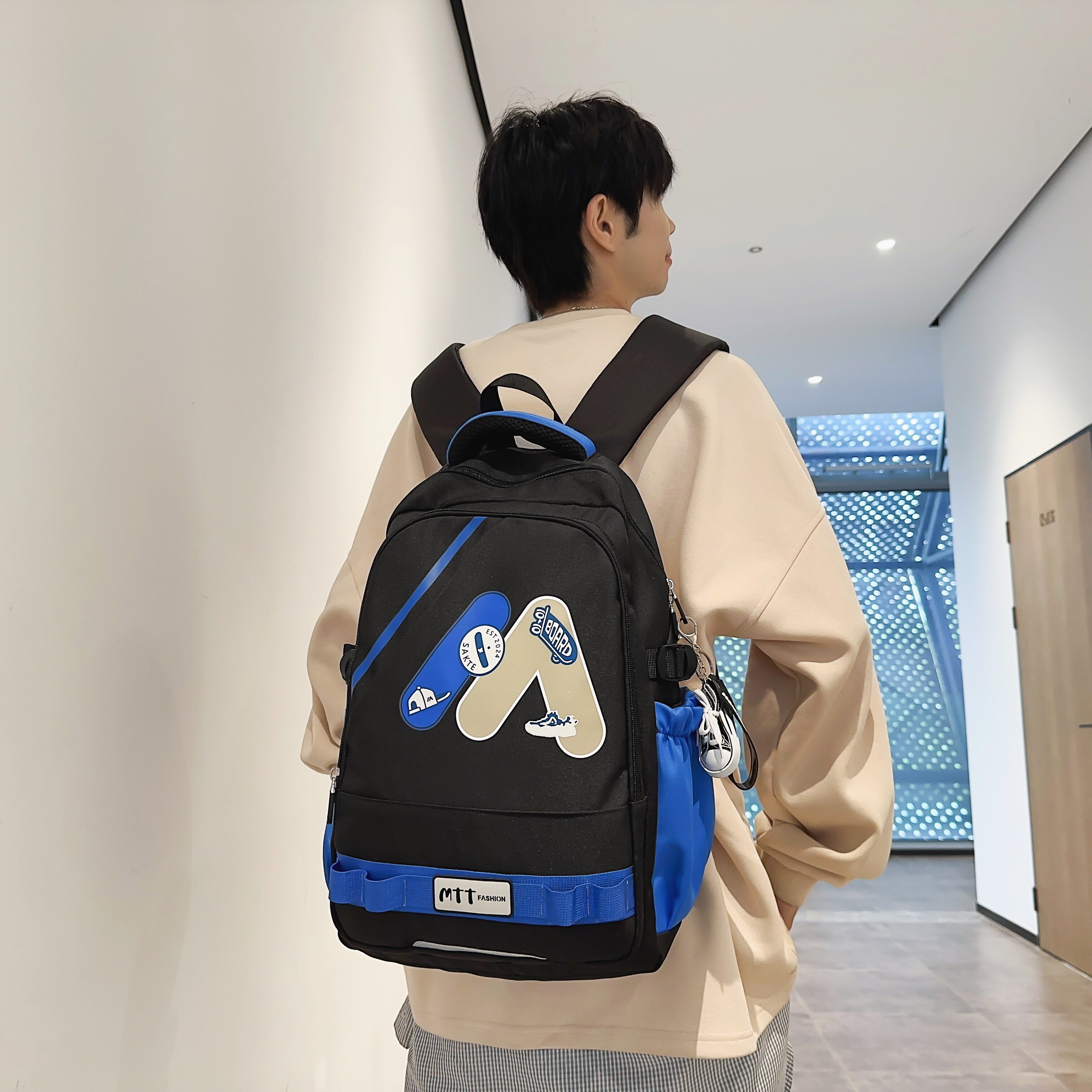 红鹮鸟中学生护脊减负书包