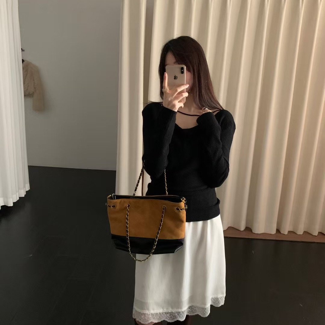 Letter To Myself-冬上新蕾丝一字领打底长袖T恤0793