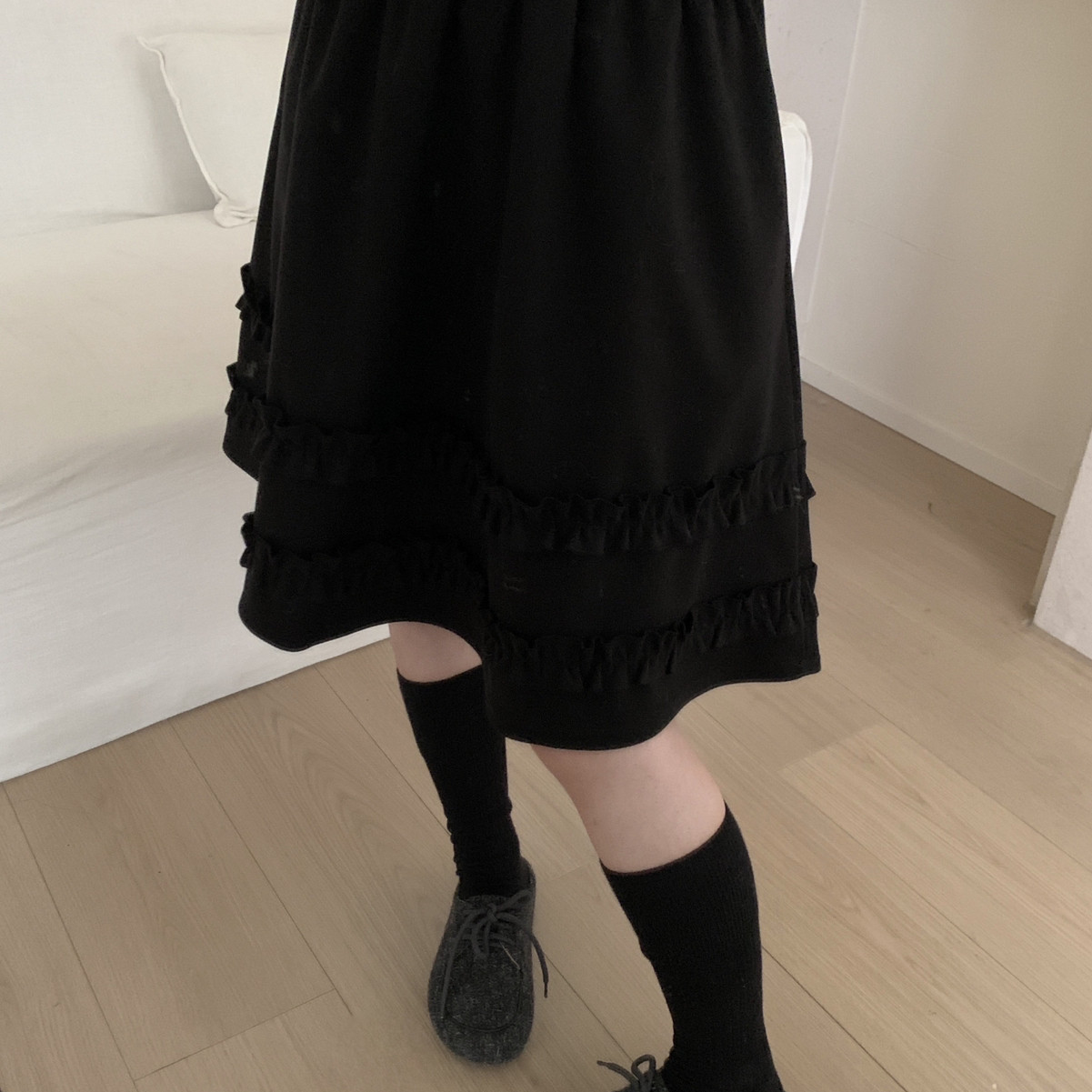 MUUTIS牧缇-冬上新简约百搭日常花边拼接a字裙短裙半身裙MT-6646