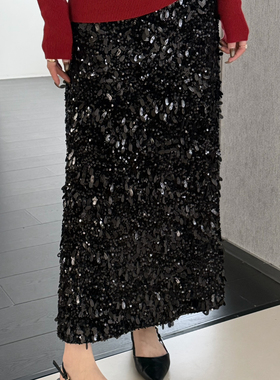 TB媞宝-闪耀晚宴重工晚宴氛围感后开叉加绒亮片裙半身裙Y10214