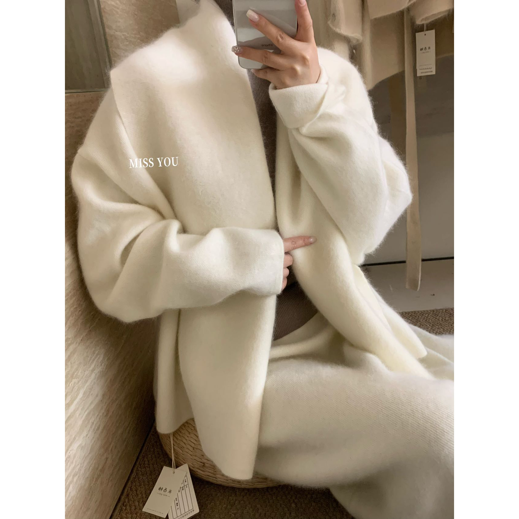 MISS YOU-冬上新气质大翻领针织开衫(含8.6绵羊毛)23-25328