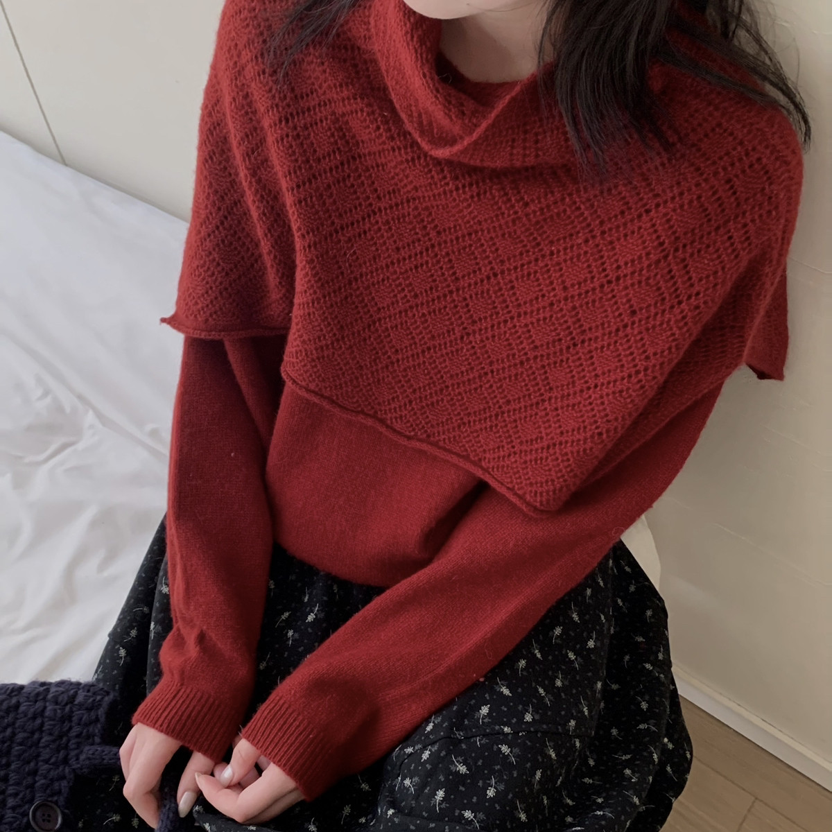 MUUTIS牧缇-精致两件套甜美针织衫+披风套装（含50.6绵羊毛）CXQ3