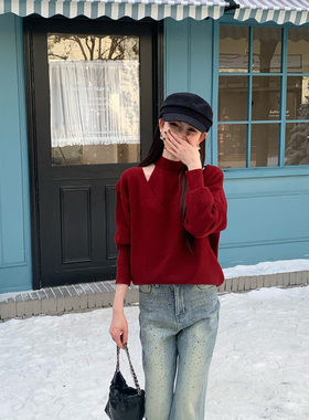 FEIMAO（YIMAO）-性感露肩挂脖v领长袖针织衫+内搭背心套装C-9918