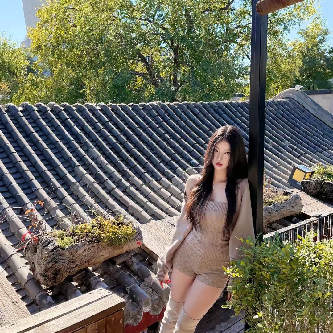 MS STUDIO-摩卡莫斯绞花吊带背心+灯笼袖针织开衫套装09199-1