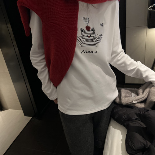 买手严选-泡菜馆-26年早春韩系可爱猫咪印花圆领长袖T恤WT5385