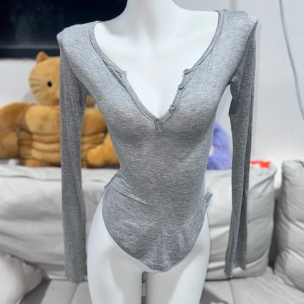 纯欲风辣妹性感长袖T恤女春夏新款不规则紧身上衣收腰修身打底衫