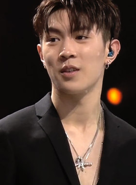 马伯骞明日之子明星同款项链金属手工吊坠中国有嘻哈摇滚毛衣链