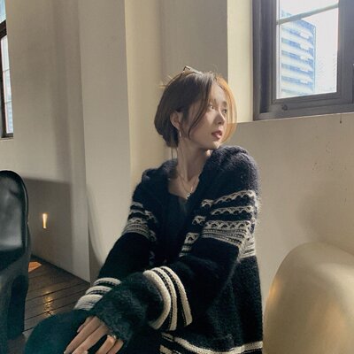 SASA经典不过时 慵懒高级感中长款设计条纹撞色开衫女米兰绒外套