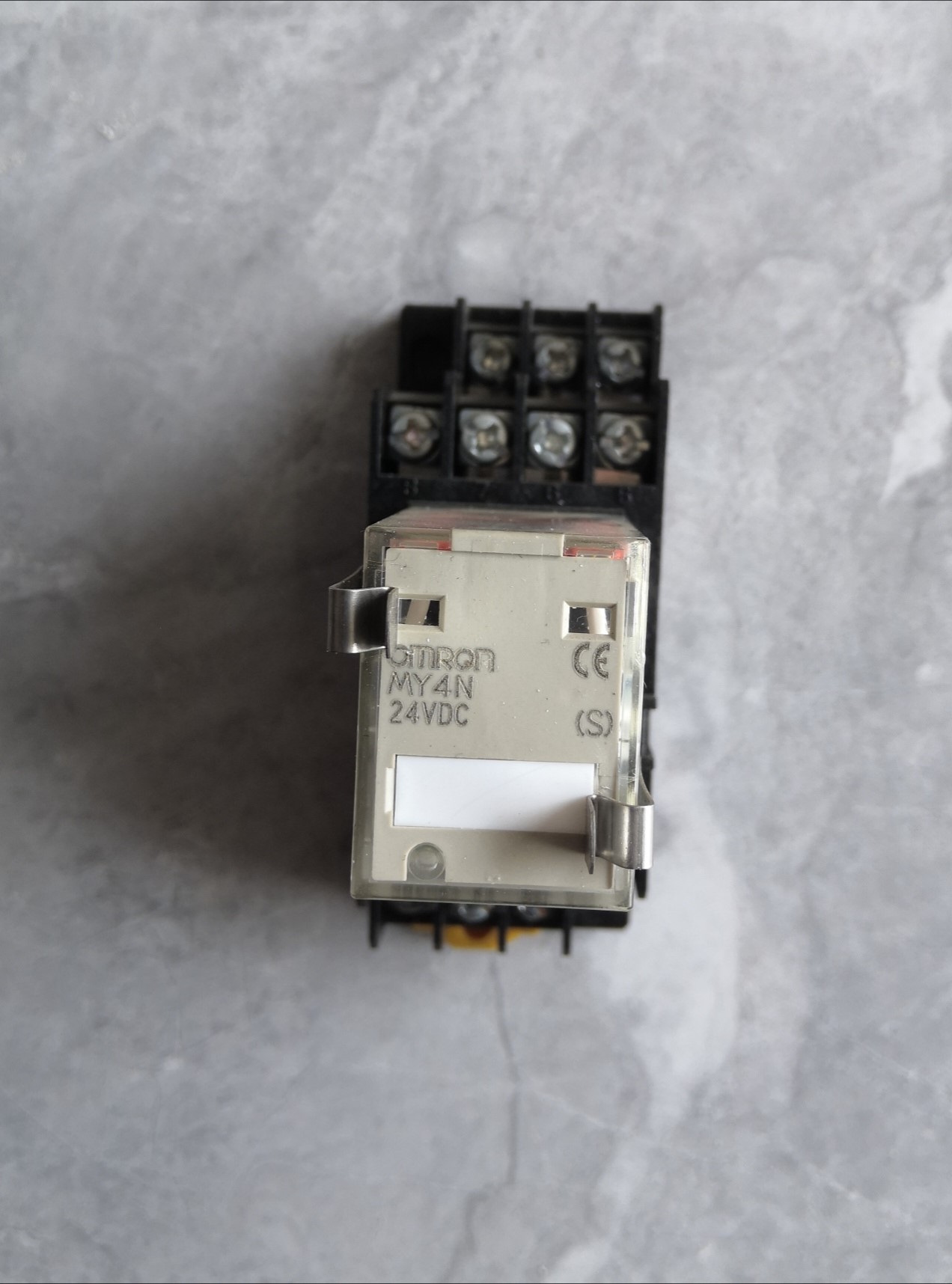 中间继电器my4n dc24v(s)5a