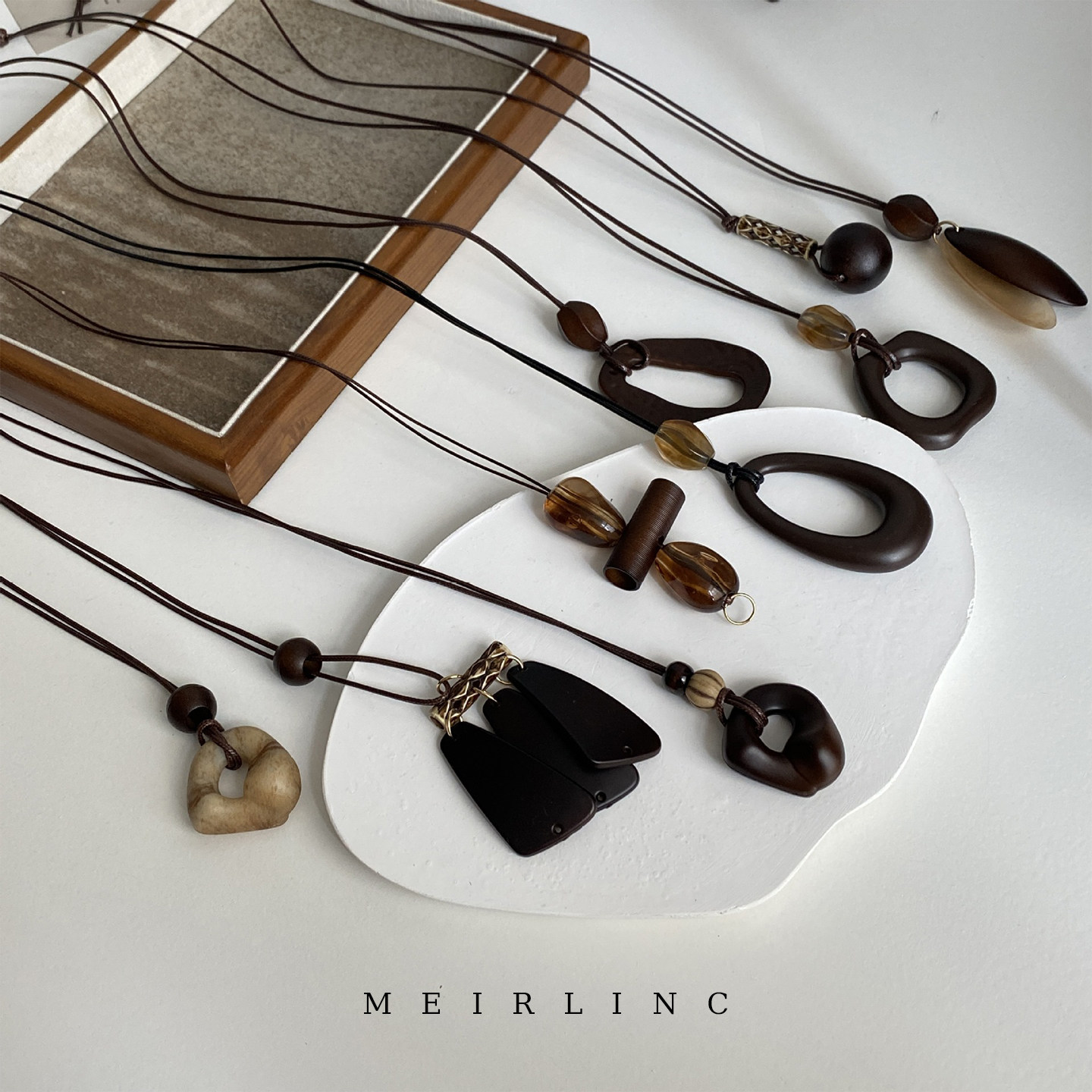 MEIRLINC 简约复古时髦老钱风欧美创意小众设计高级感情侣百搭ins