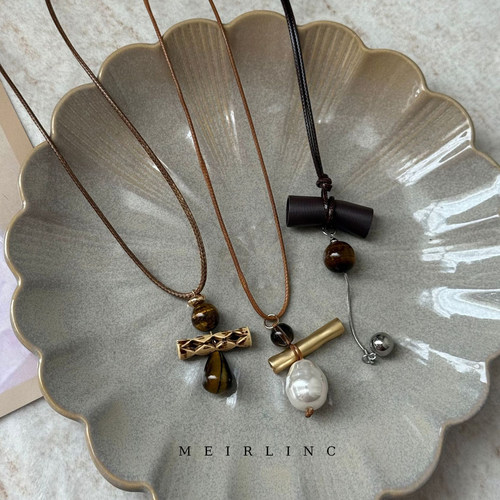 MEIRLINC 简约复古时髦老钱小众设计高级造型感欧美百搭情侣ins