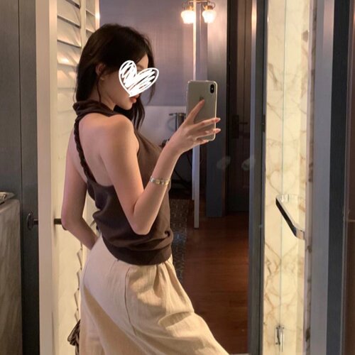 YIDENG气质荡领挂脖扭绳设计吊带女夏外穿设计感露背高级感时尚