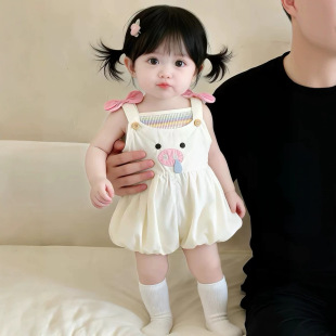 2026新款婴儿衣服夏天小月龄女宝宝多巴胺穿搭夏季薄款背带裤套装