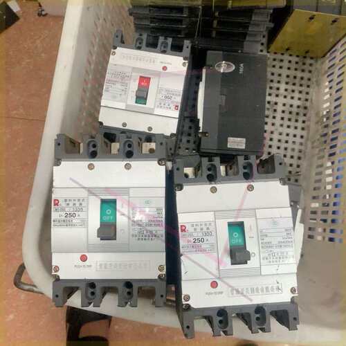 议价断路器，CM3-250L，3P160a(2个)-200a