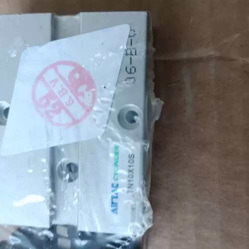 议价气缸TN10X10S正品包装完整。适合需要气缸