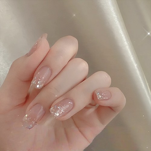 美甲尽头清纯简约裸粉细闪渐变碎钻美甲手工定制穿戴甲