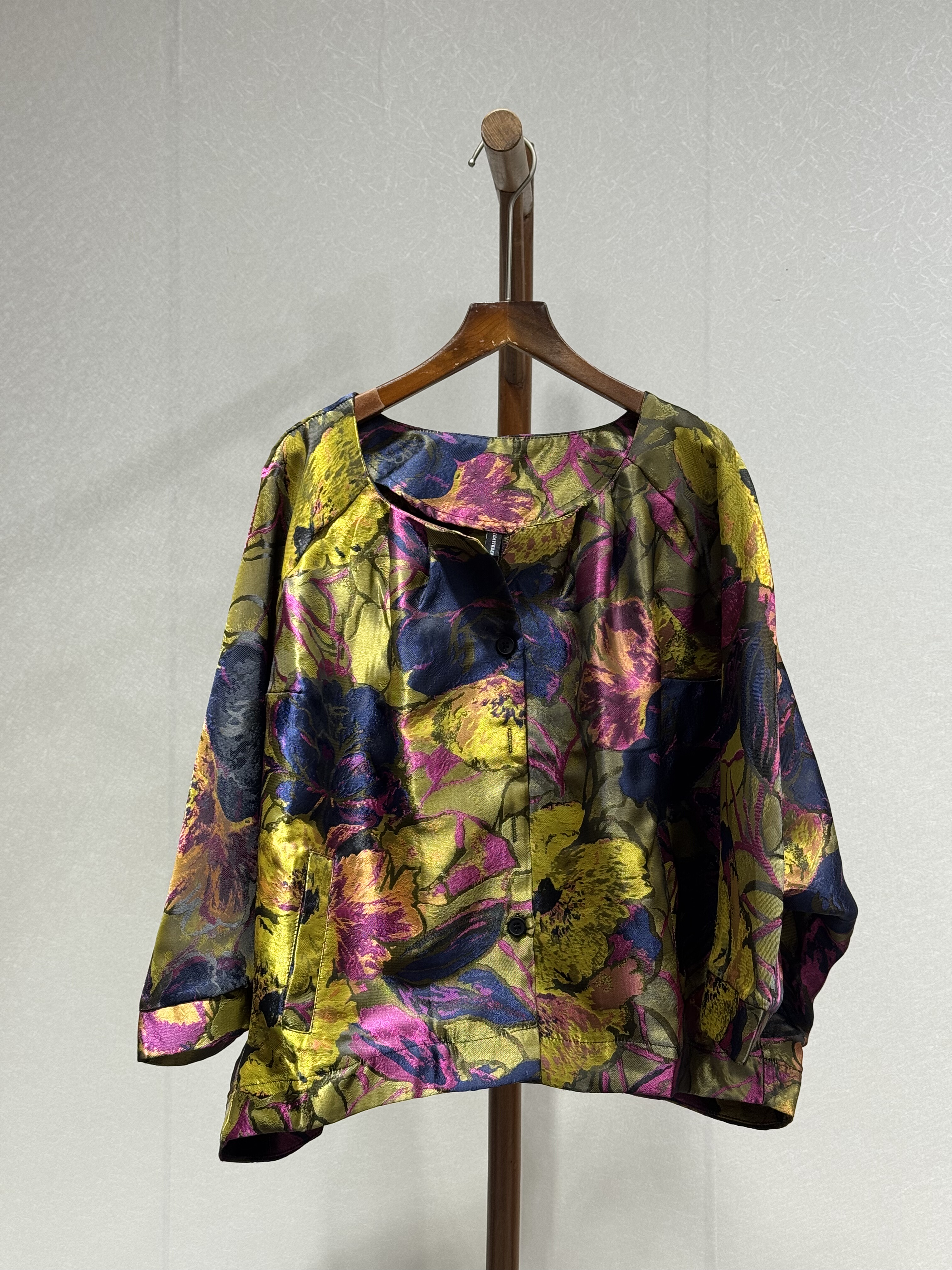 原创设计 重磅浮花雕立体提花 时尚百搭气质秋季大牌外套25023