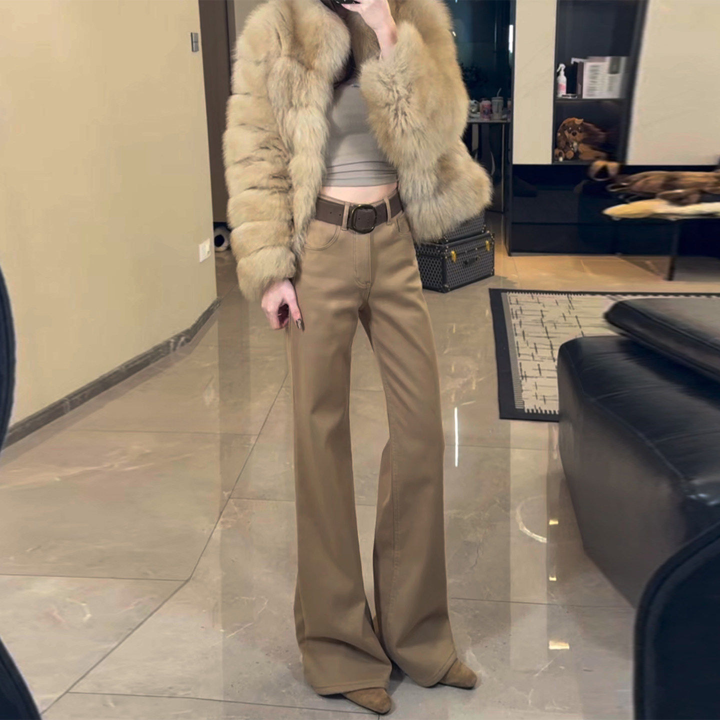 卡其色微喇牛仔裤女春夏薄款2026不贴腿小个子高腰显瘦喇叭拖地裤