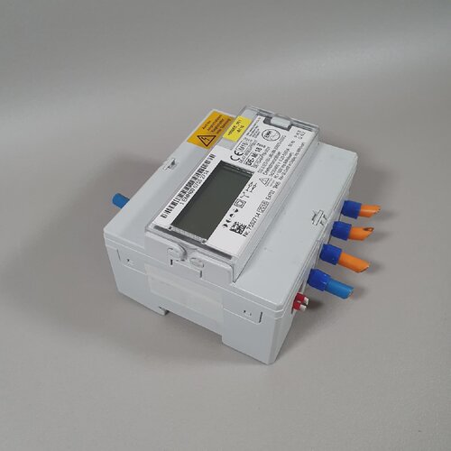 EMH DIZS1ED00LM00M300010G50Q Three Phase Meter