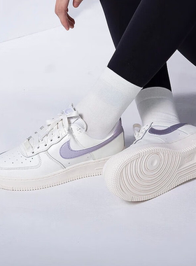 Nike/耐克正品Air Force 1新款女子休闲运动板鞋DV7470-100
