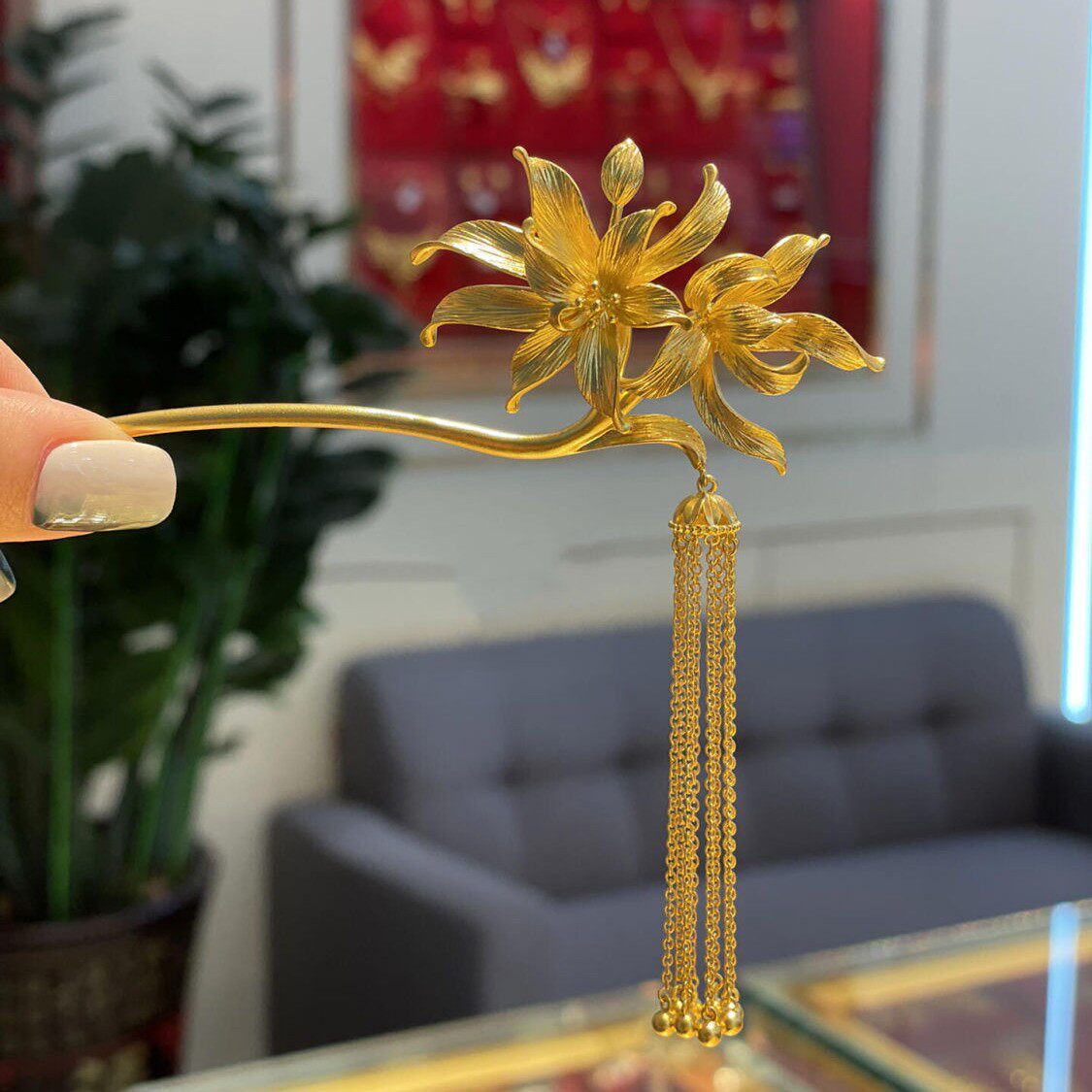 金色玉兰花流苏发簪女古风高级感中式禾秀服新娘头饰发钗簪子头饰