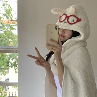 呆萌小兔女生披肩女外搭加绒双面保暖披风可爱加厚办公室空调毯子