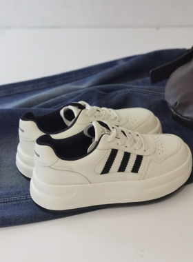 13真皮踩屎感轻便厚底板鞋女2025春季新款百搭系带拼色小白鞋2991