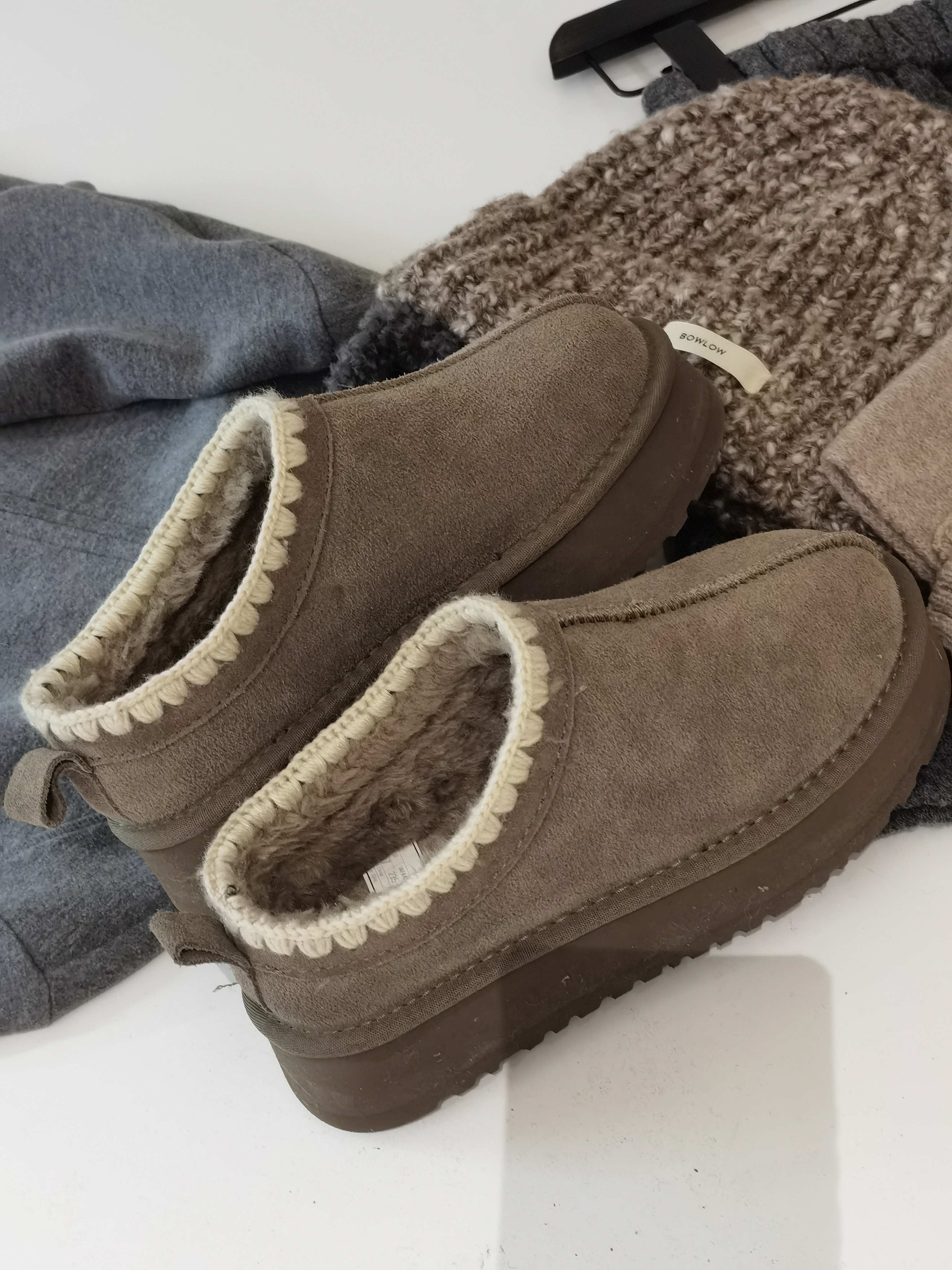 雪地靴女冬热典厚底筒磨砂牛皮保暖脚蹬复古民族风羊毛拖鞋