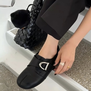 米诗思乐福鞋女款2026春季新款松糕英伦风黑色小皮鞋配裙子分指