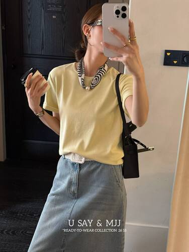 春季新款韩版百搭显瘦高级感韩系圆领纯色短袖T恤女洋气配丝巾