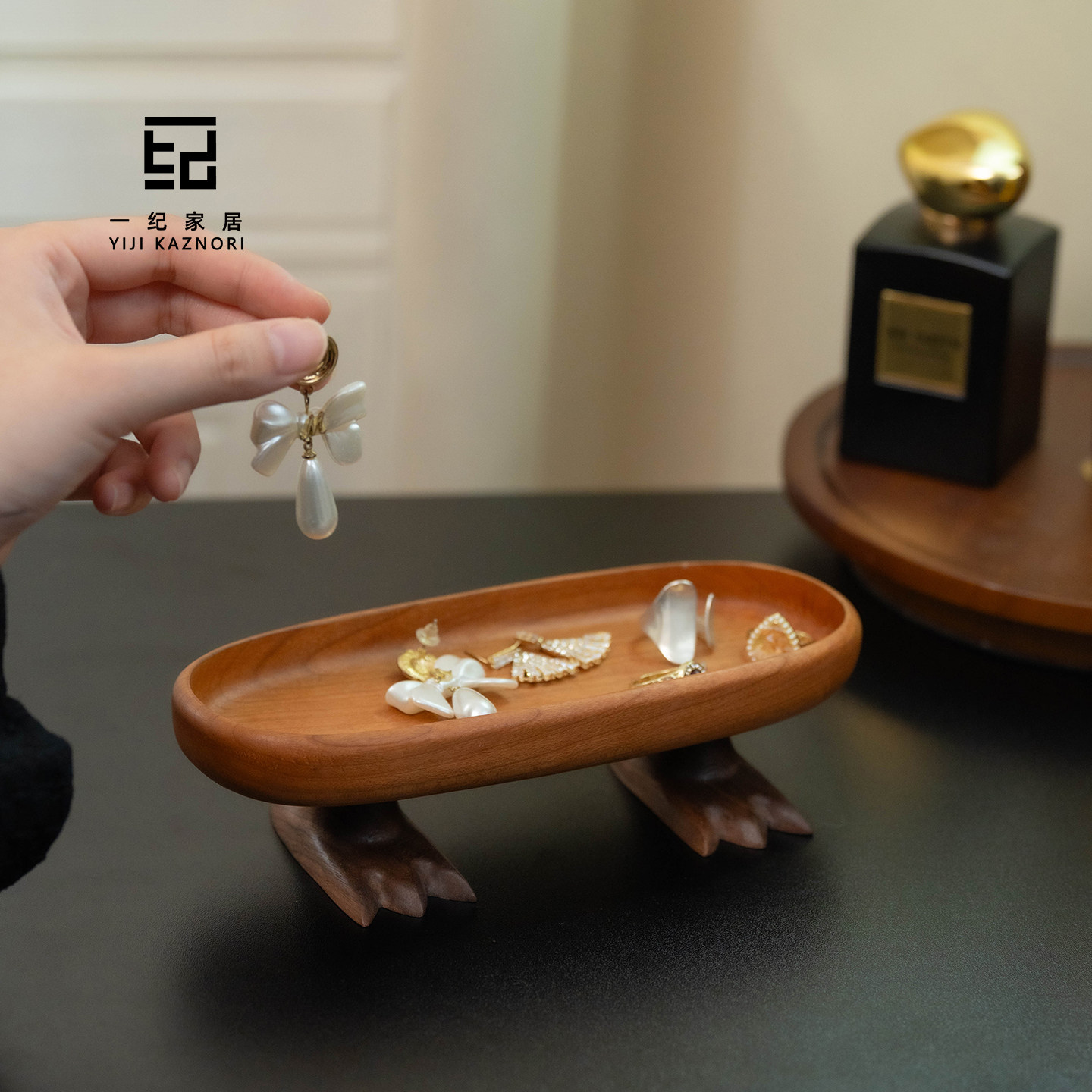 首饰收納盒精致展示托盘实木耳钉耳环耳饰梳妆台专用创意放置架子