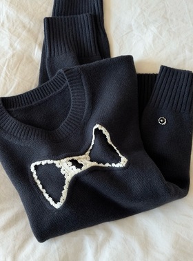 25秋冬蝴蝶结镂空刺绣镂空羊毛黑色毛衣