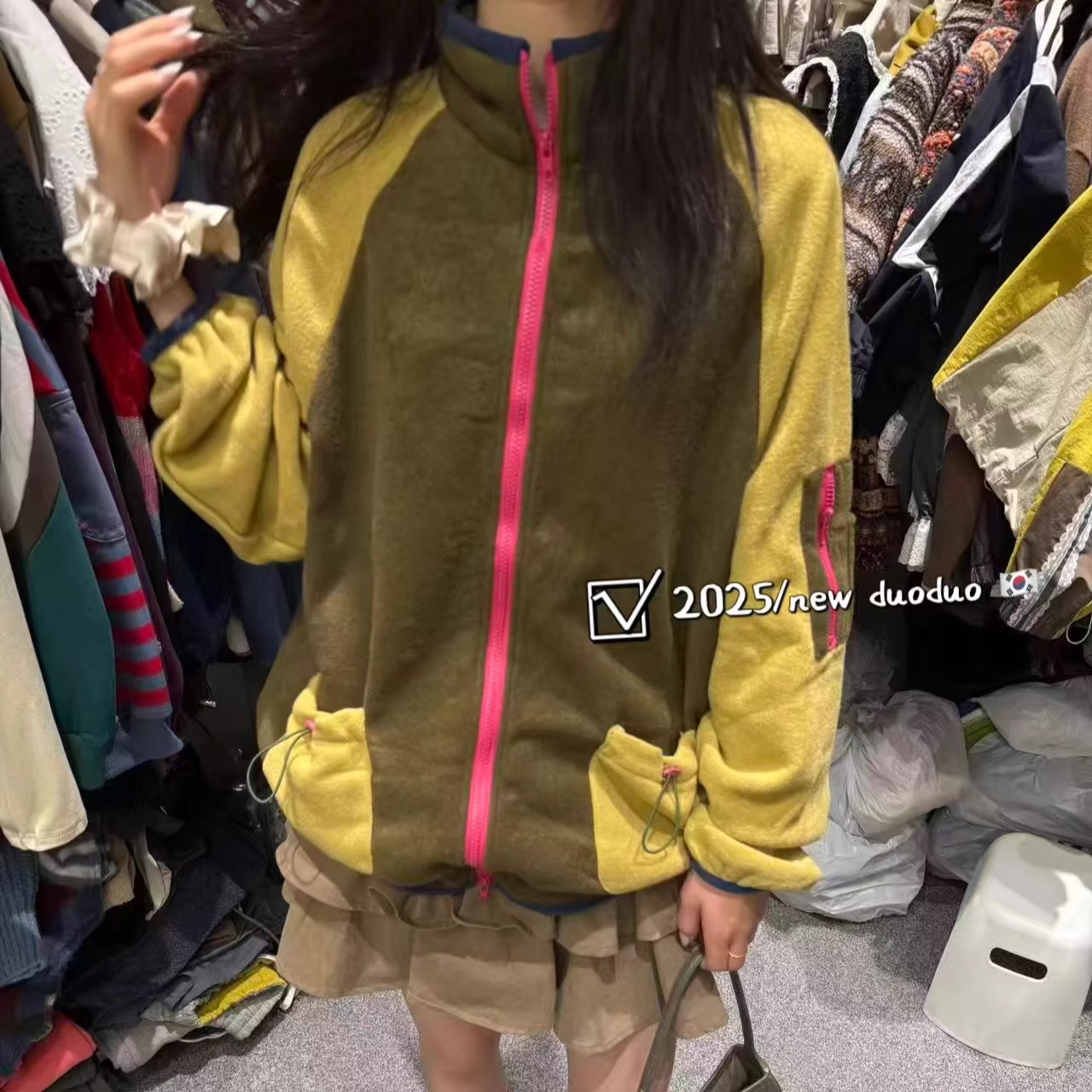 抽绳插肩袖拼色拉链短外套卫衣