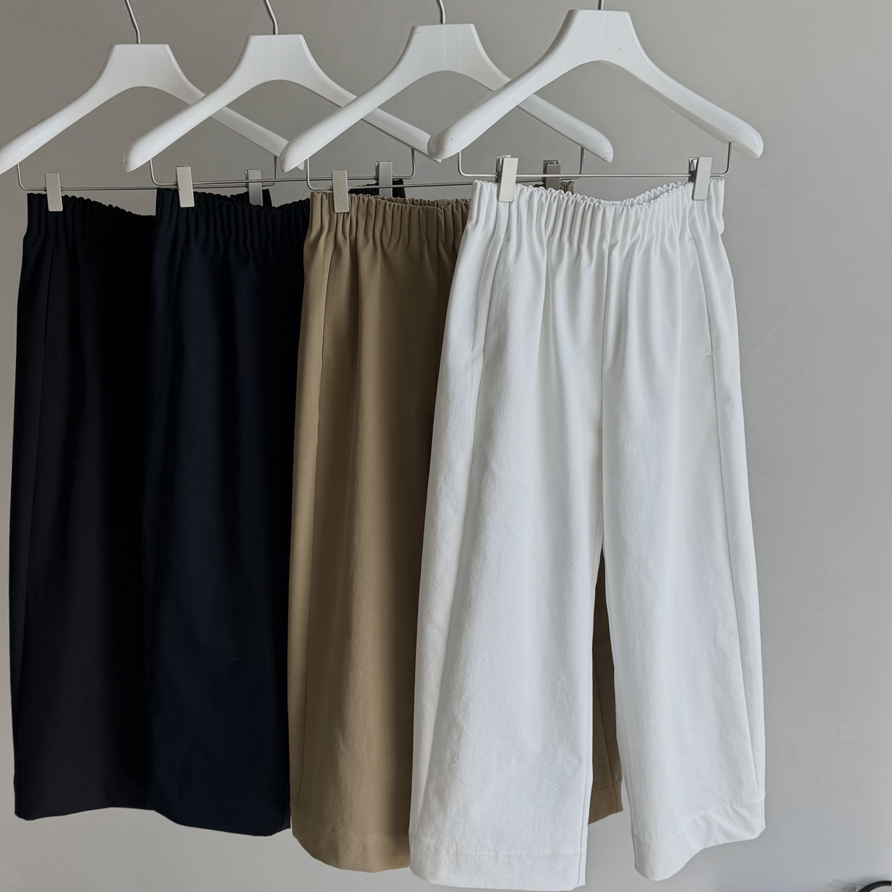 纯色高级感宽松阔腿七分裤