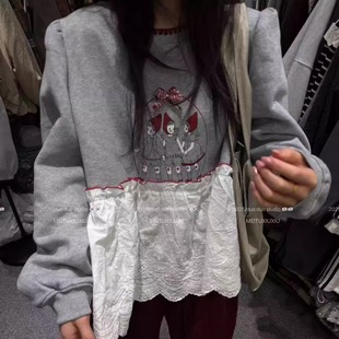 DUODUO 圆领卡通图案下摆蕾丝刺绣加绒卫衣打底衫