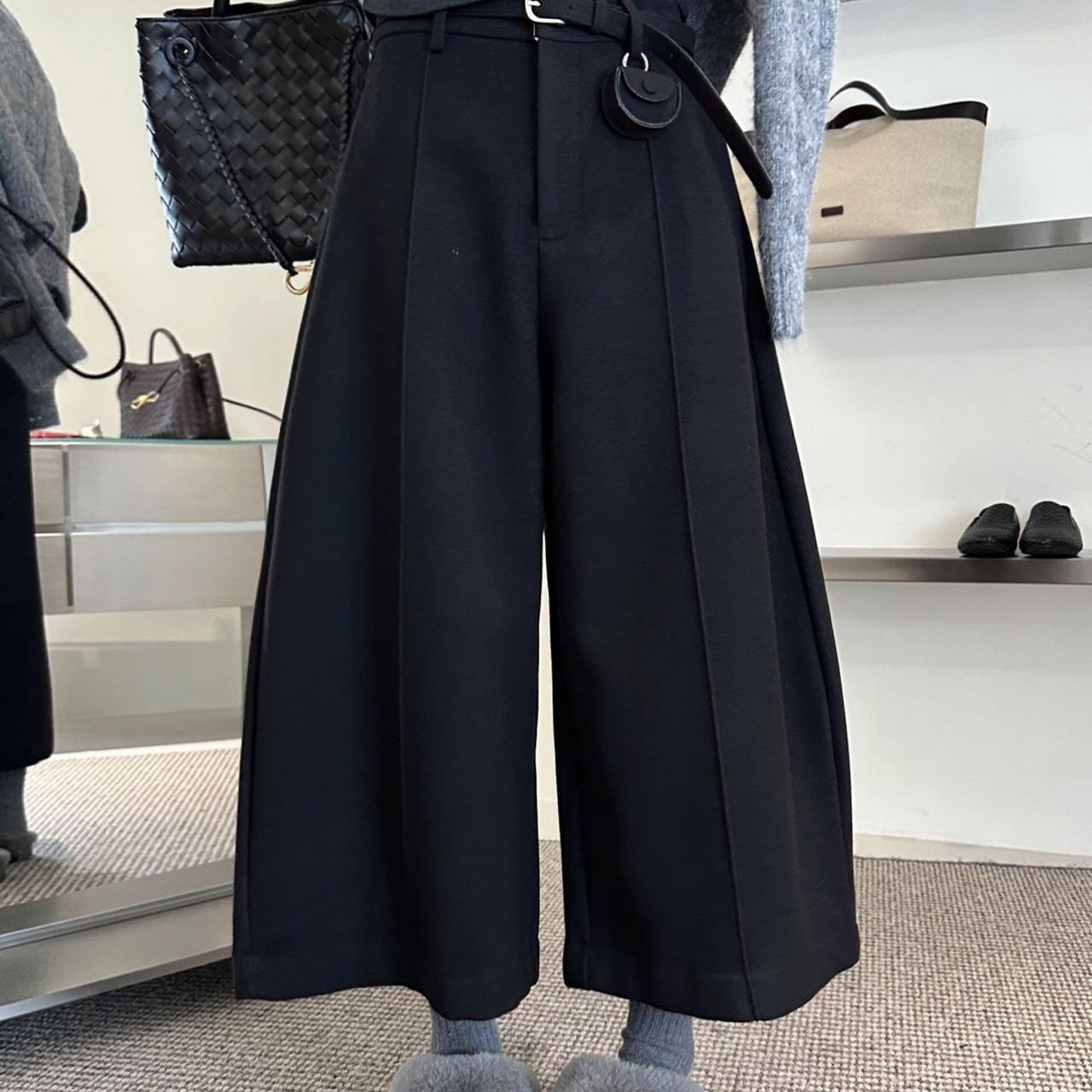 高级感厚款宽松阔腿八分裤