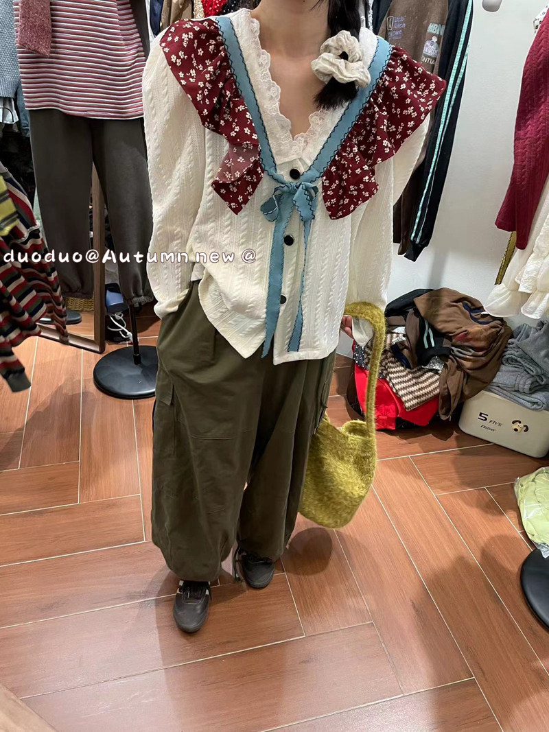 碎花荷叶边拼接泡泡袖开衫针织衫