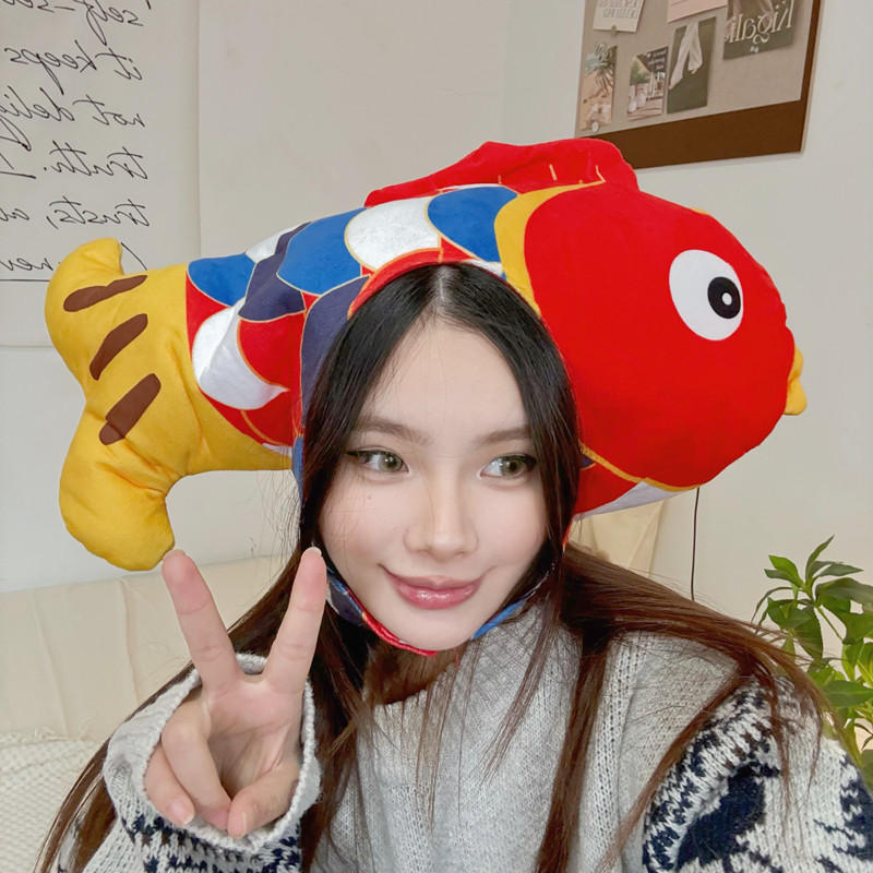 中国风七彩色鲤鱼帽子儿童红色锦鲤头套搞怪拍照年会演出道具ins