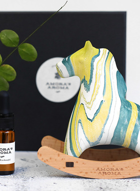 AMORA'S AROMA 摇摇木马香薰扩香桌面家用室内持久精油香氛摆件品