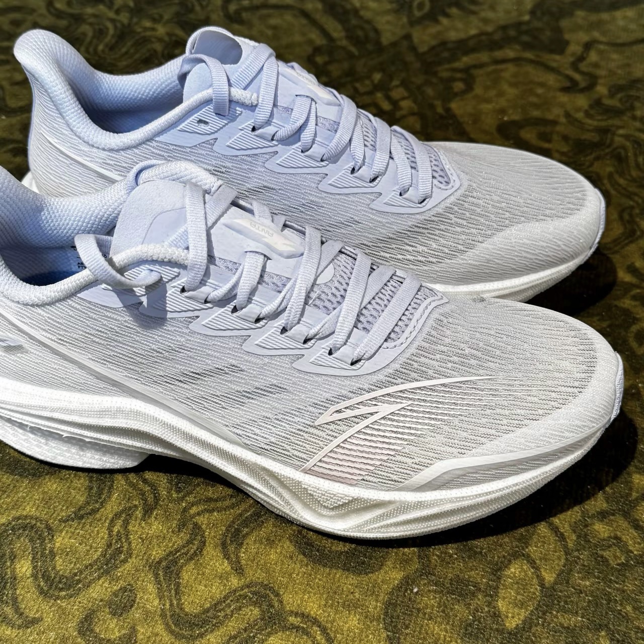 安踏男女鞋断码跑步运动鞋