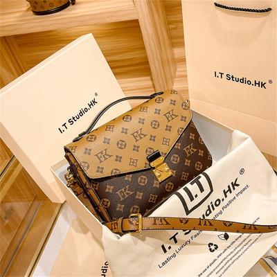 法国小众奢品真皮女邮差包