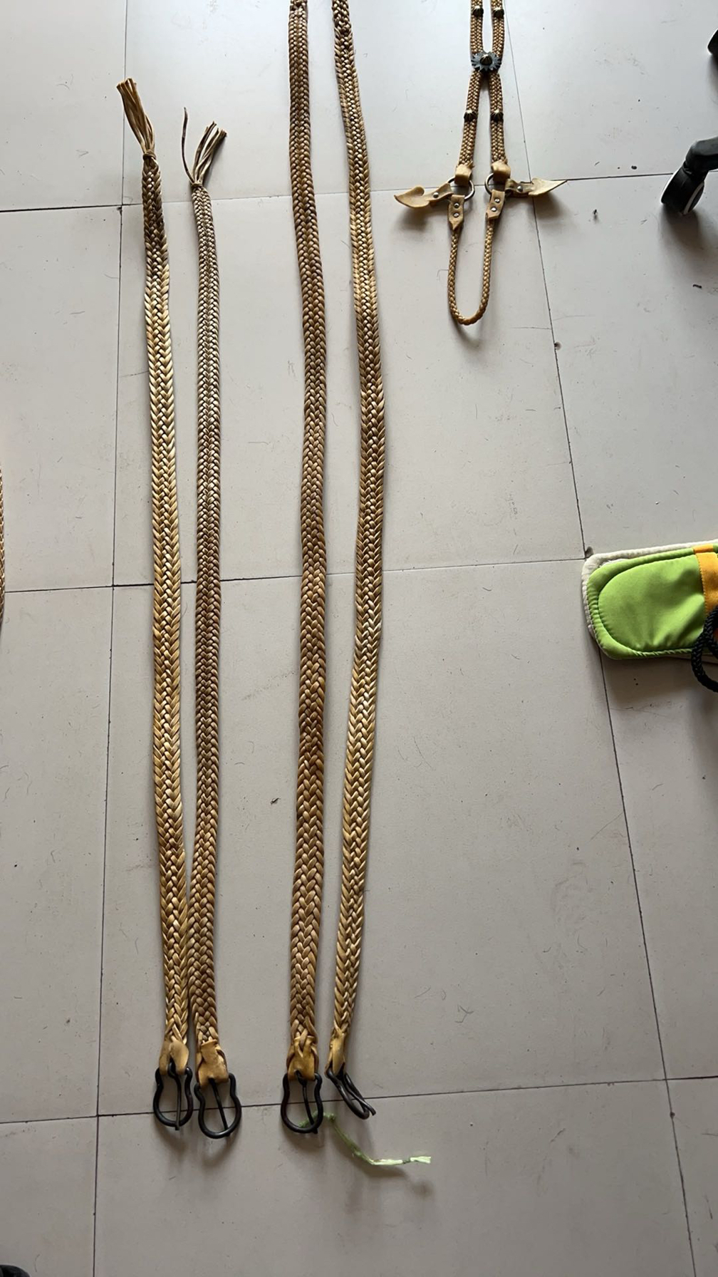 马鞍牛皮肚带马术马具用品马鞍