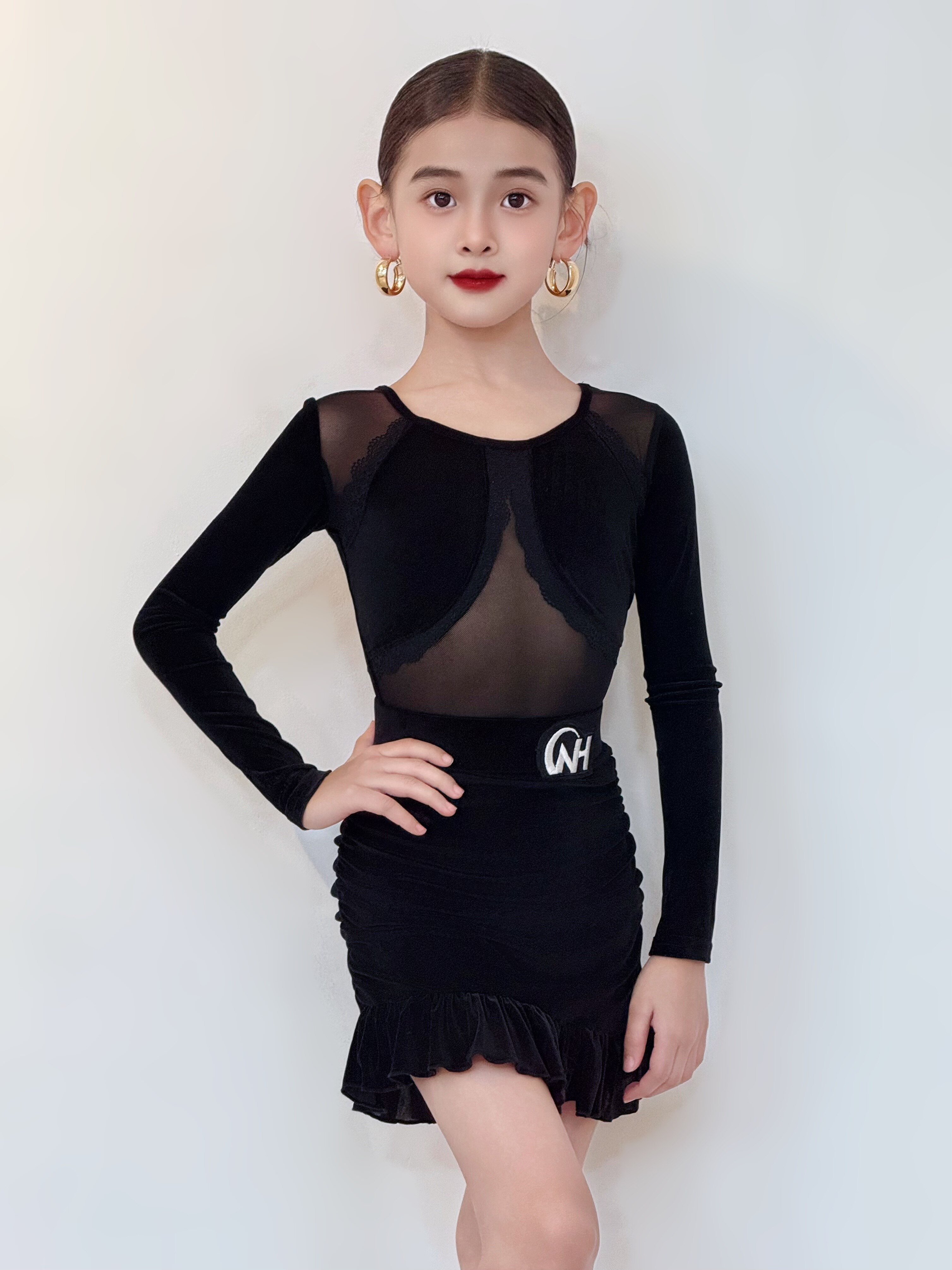 舞慧2025新款拉丁舞服女童秋冬长袖高级感演出练功套装拉丁舞蹈裙