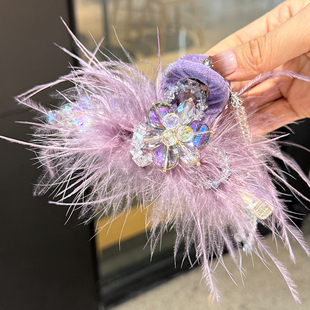 韩国新款 气质超仙蓬松紫色羽毛发夹大号抓夹后脑勺氛围感鲨鱼夹女