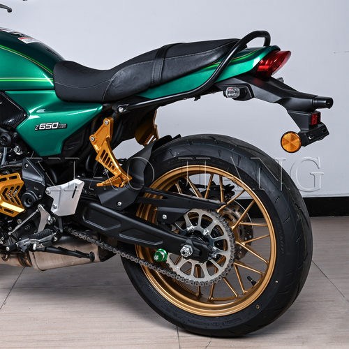 川崎Z650RS改装后脚踏总成