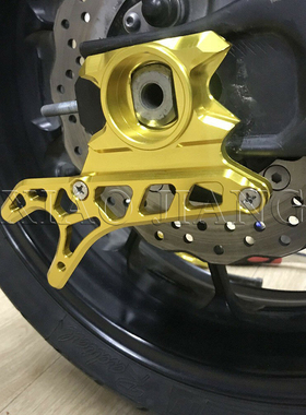 适用雅马哈MT-07 改装配件装 后轮起车钉保护CNC