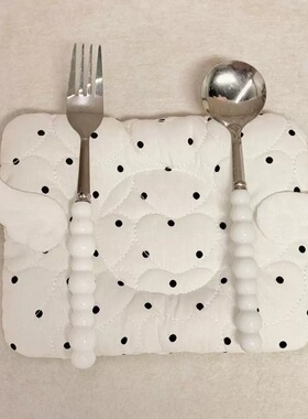 新款韩系ins风高颜值波点杯垫视频摆拍道具夹棉隔热简约桌面装饰